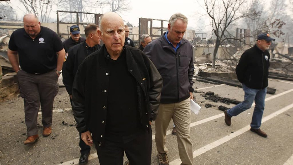 Photo of Gov. Brown and Interior Secretary Ryan Zinke