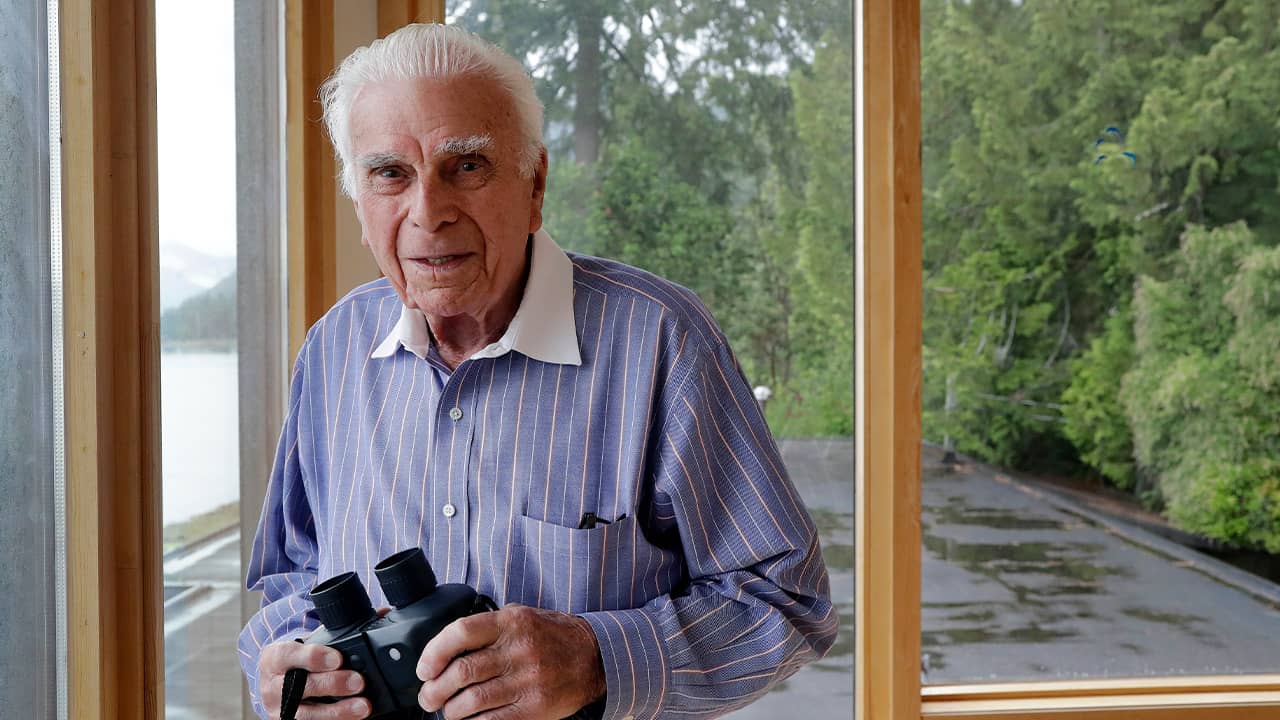 Photo of D-Day veteran Norman Harold Kirby