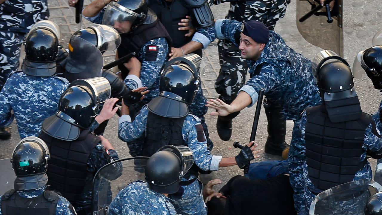 Photo of riot police officers