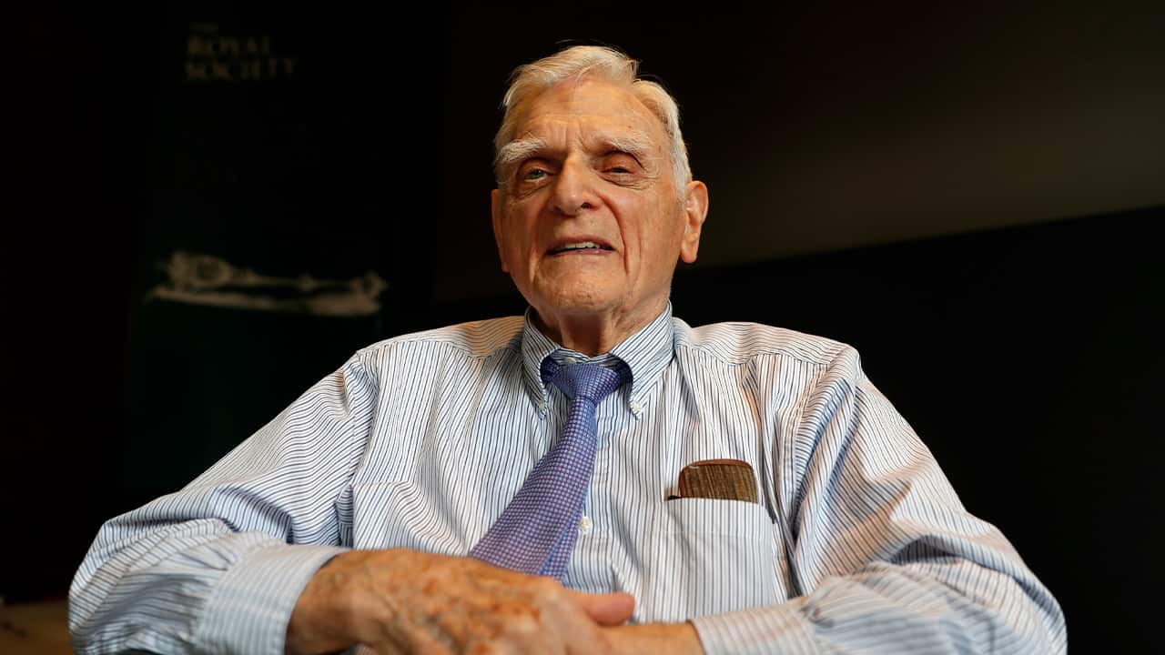 Photo of John B. Goodenough, Nobel Prize of Chemistry winner