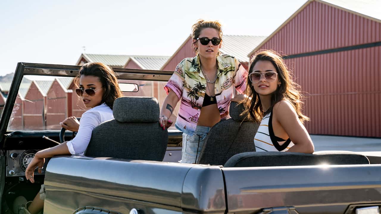 Photo of scene from Charlie's Angels