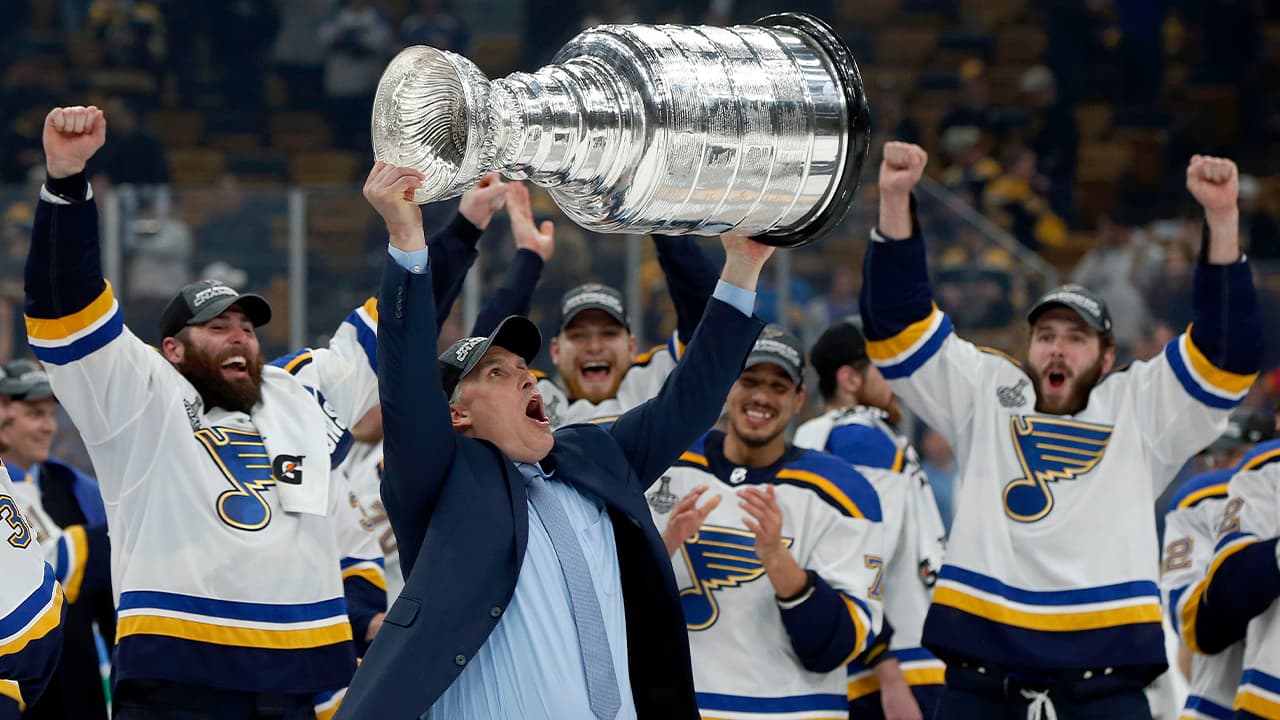 Photo of St. Louis Blues head coach Craig Berube
