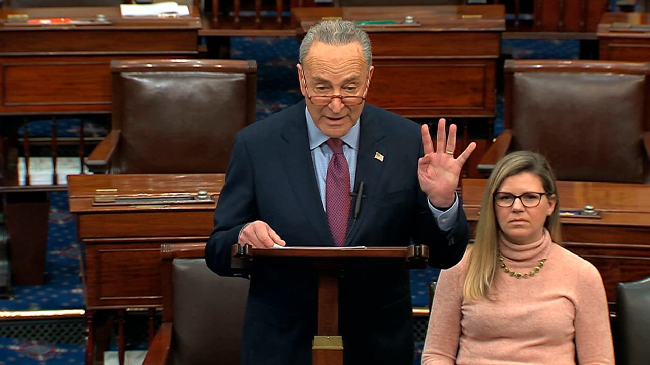 Photo of Senate Minority Chuck Schumer