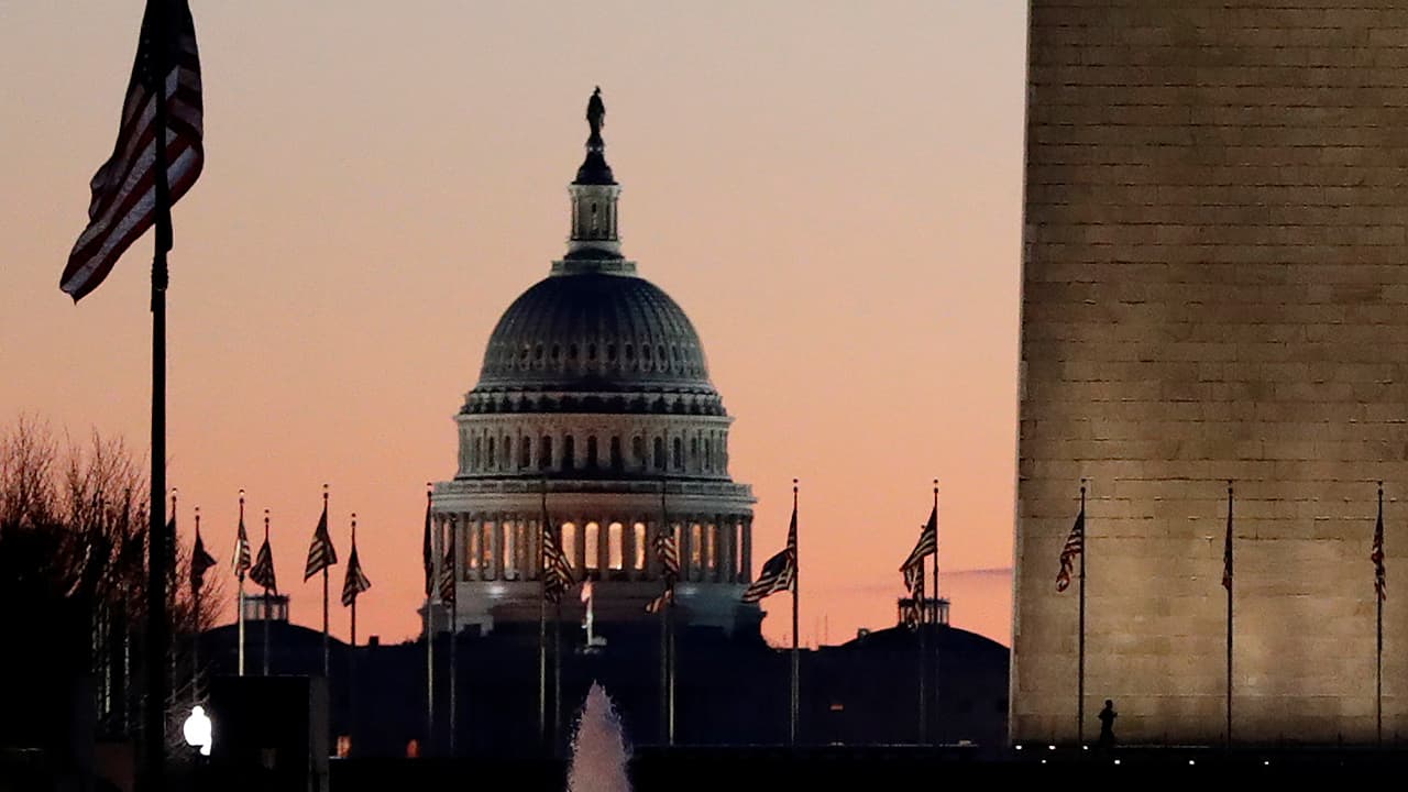 Photo of the U.S. Capitol at sunrise