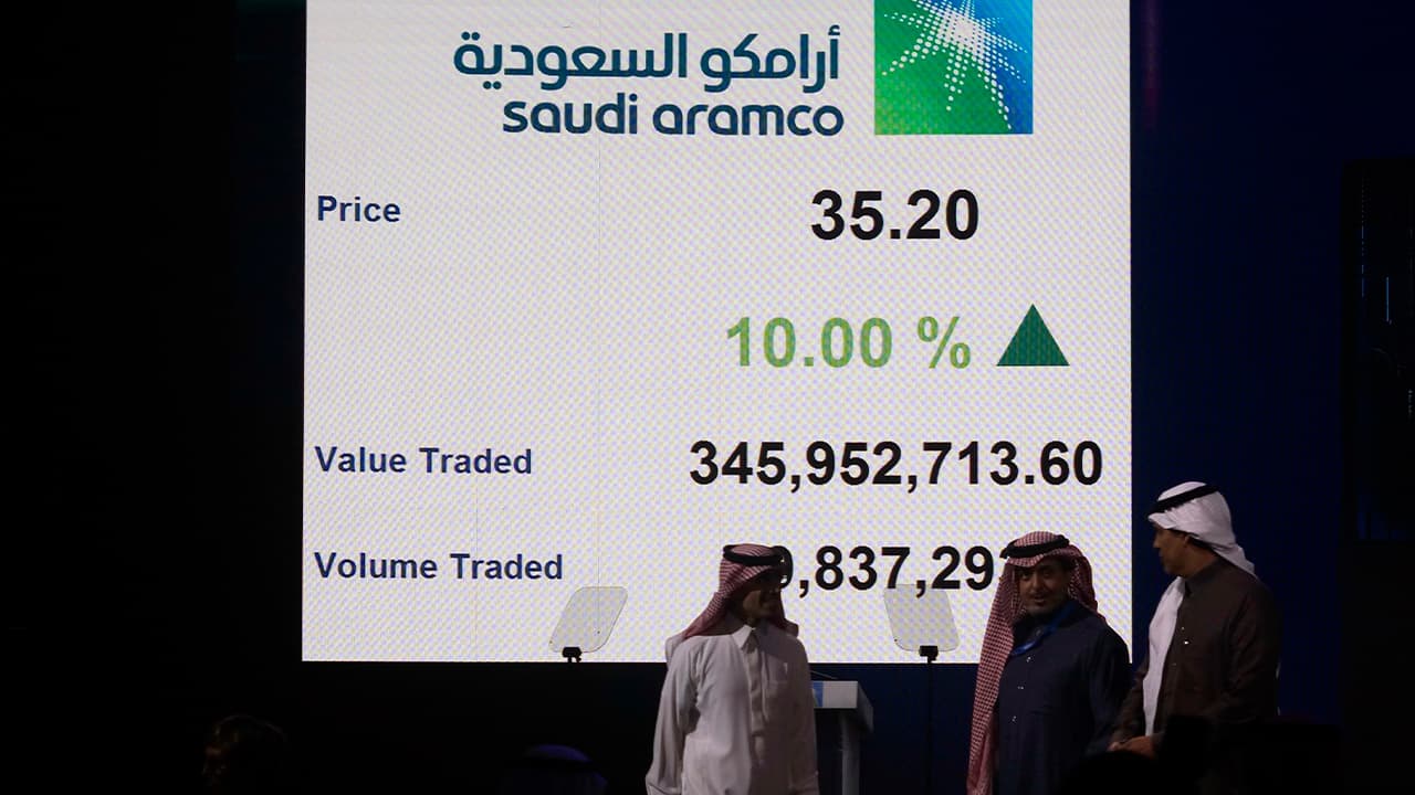 Photo of Armco and stock market officials