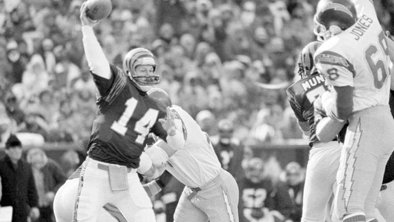 Photo of Cincinnati Bengals quarterback Ken Anderson