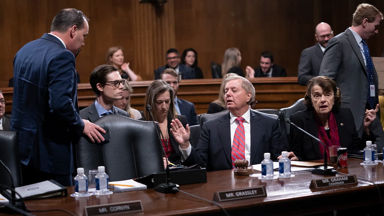 Photo of members of Congress