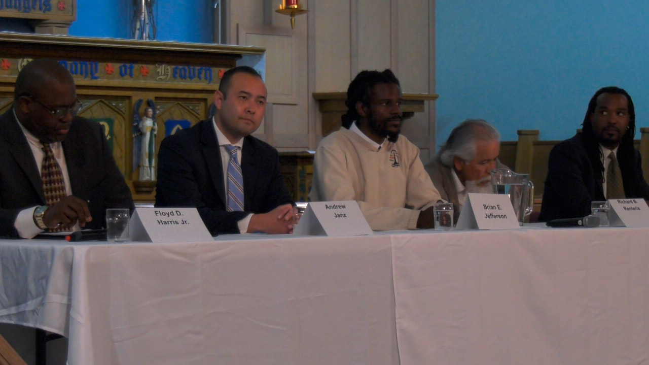 Photo of Floyd Harris Jr., Andrew Janz, Brian jefferson, Richard Renteria, and Nickolas Wildstar at the Fresno4All forum
