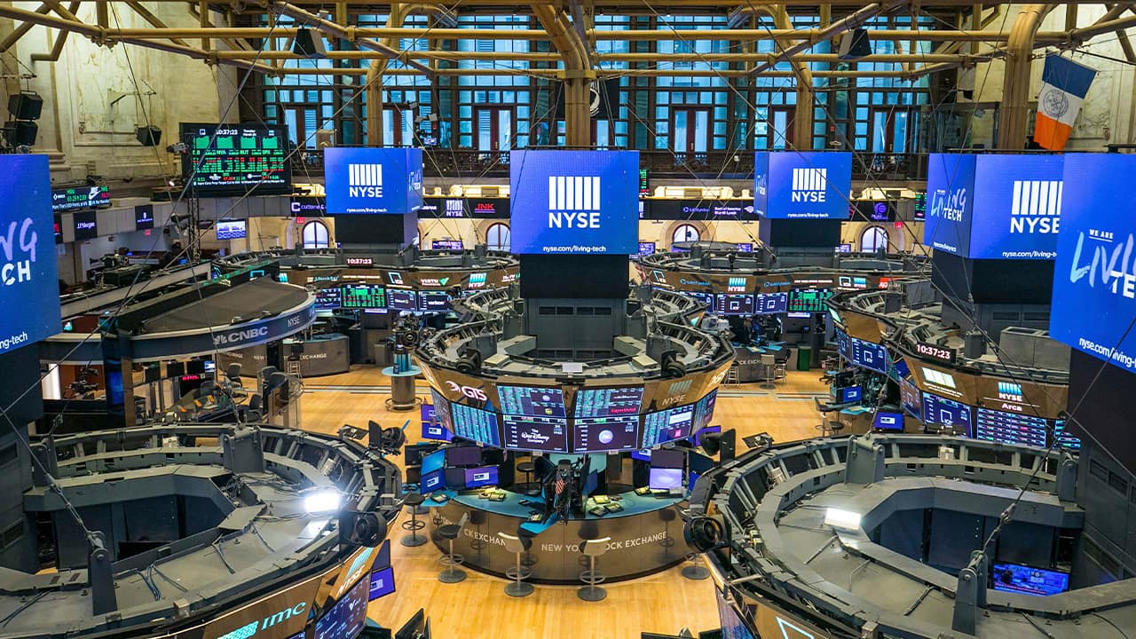Photo of an empty NYSE floor