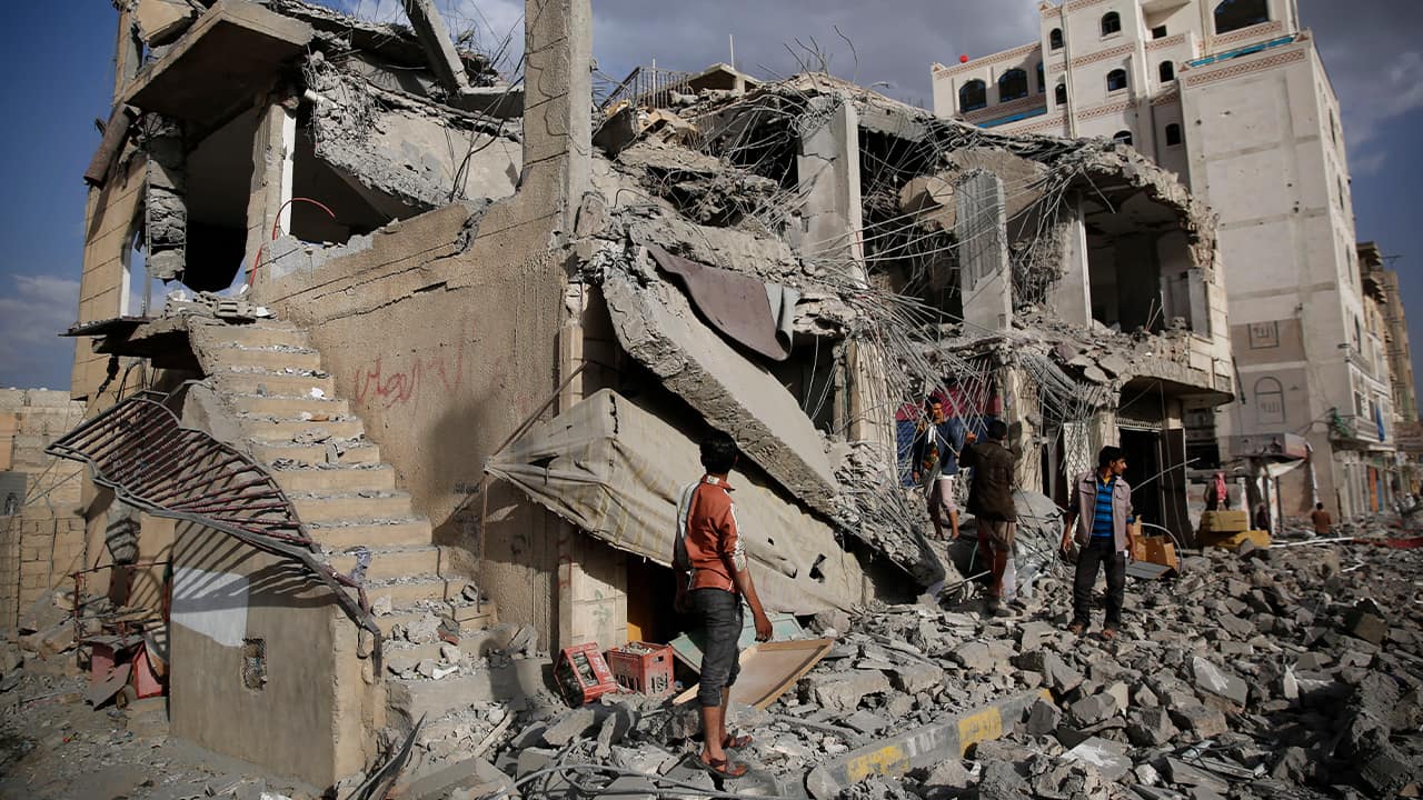 Photo of a destroyed house in Yemen