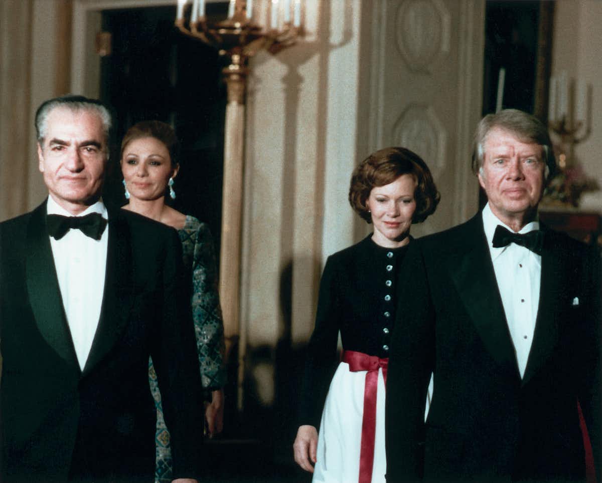 Photo of Jimmy Carter and his wife in 1977