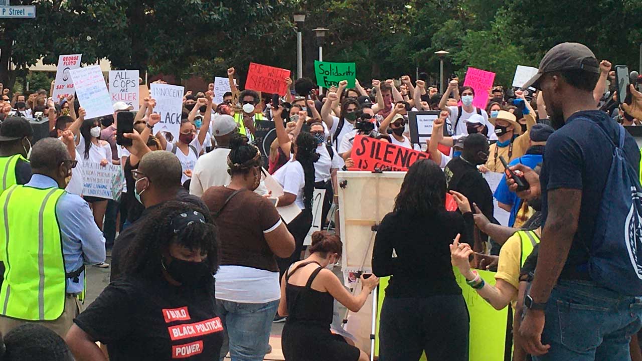 Police Reform Panel Will Send 73 Recommendations to Fresno Mayor, Council Police Reform Panel Will Send 73 Recommendations to Fresno Mayor, Council