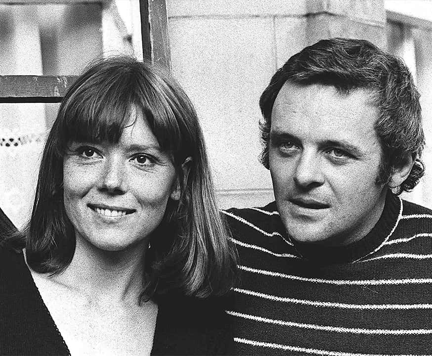 Photo of British actress Diana Rigg and actor Anthony Hopkins